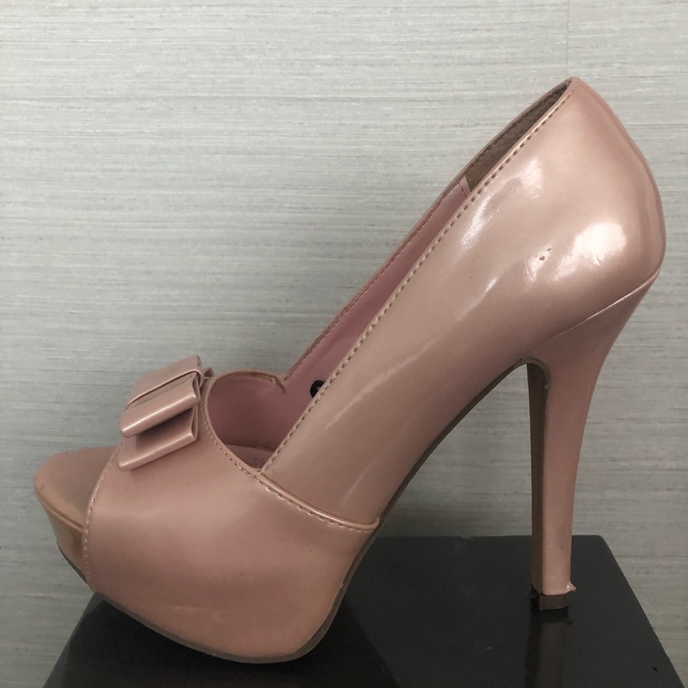 Patent blush coloured pump heels